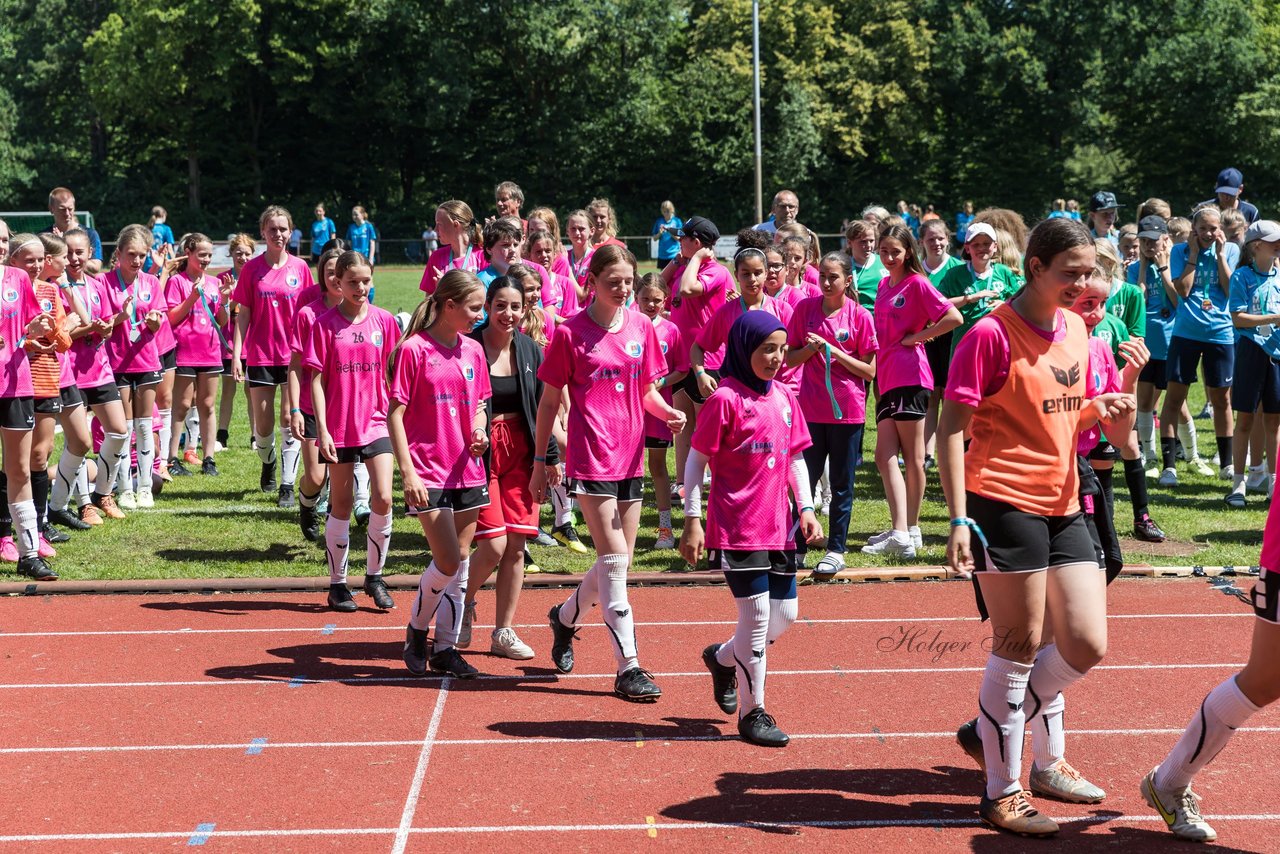 Bild 153 - Loewinnen Cup